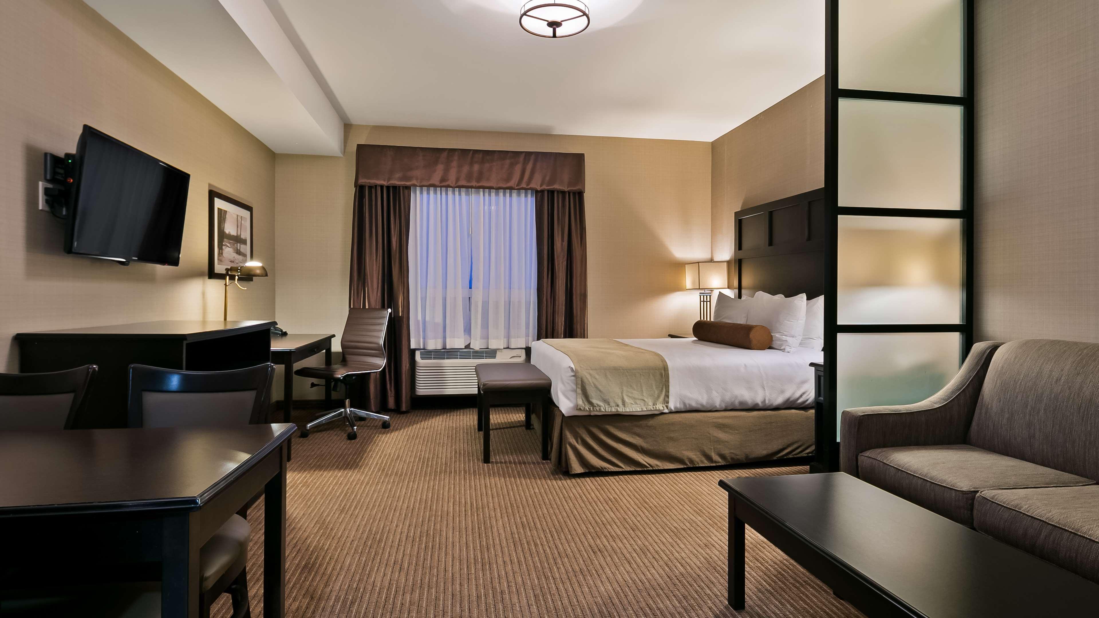 Best Western Plus Okotoks Inn & Suites Eksteriør billede