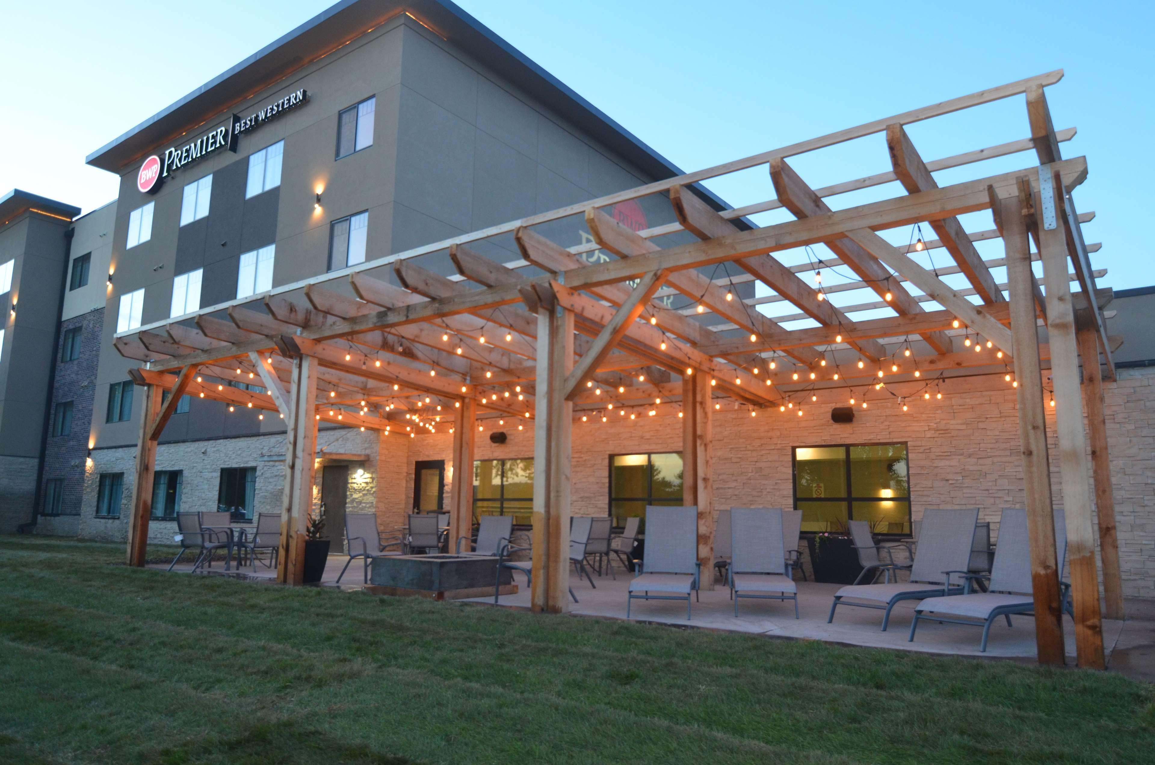 Best Western Plus Okotoks Inn & Suites Eksteriør billede